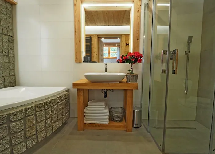 Ella * زاكوباني